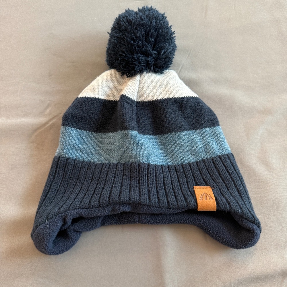 Striped Knit Pom Pom Beanie Navy Blue Fleece Lined Ear Flap Hat Mountain Logo
